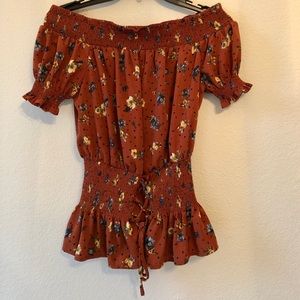 E&M brown, floral print, peasant top w/ tie waist